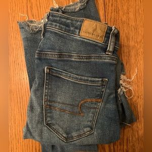 American Eagle high-rise stretchy ripped skinny jeans